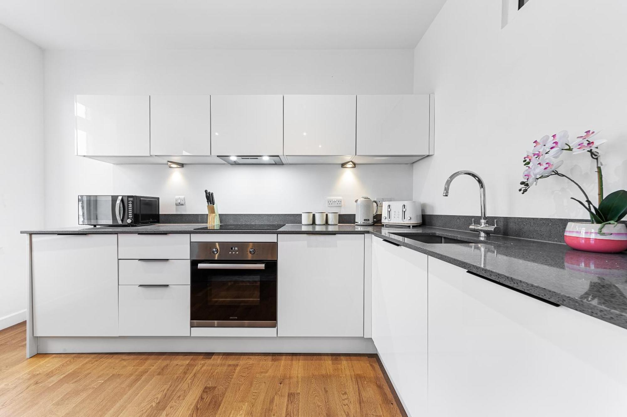 Apartamento Modern One Bedroom Flat - Near Heathrow, Windsor Castle, Thorpe Park - Staines Tw18